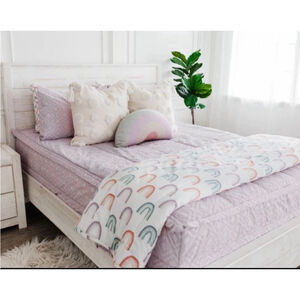 Beddy Twin Light Purple Rainbow Comforter